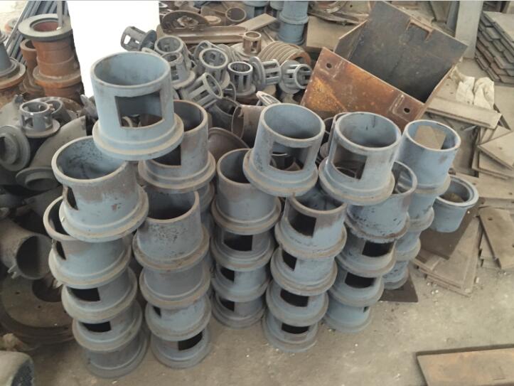 江蘇拋丸機除銹設備 只要調整定向套角度就能提高彈丸拋射效果使通過式拋丸機運行平穩